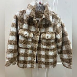 Zara Kids Checkered Puffer Jacket in Brown and White